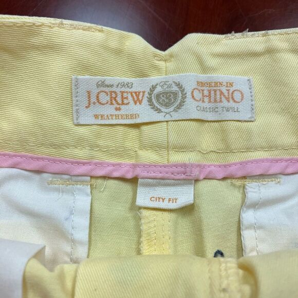 J. Crew Yellow City Fit Weathered Chino Shorts sz 4 EUC - Picture 3 of 5